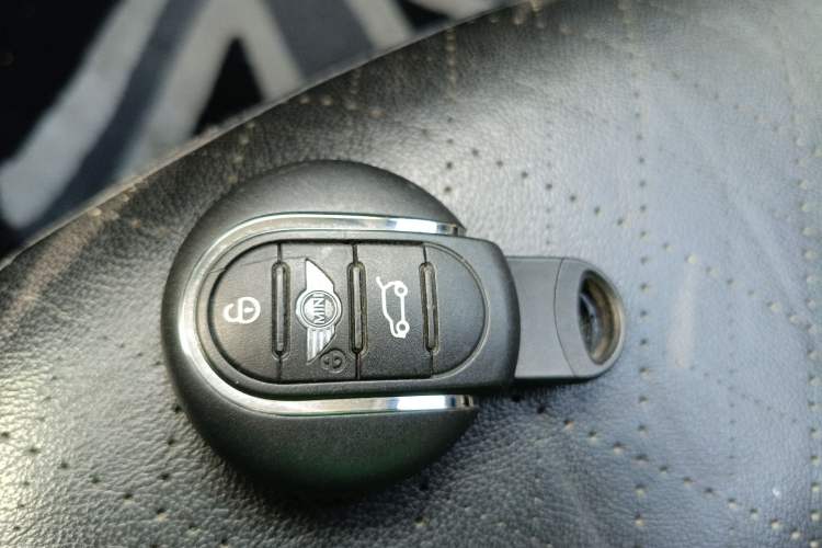 Used  MINI 2015 2.0T COOPER S Five-Door Edition