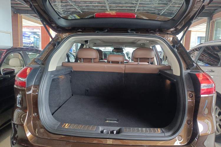 Used Geely Auto Emgrand X7 Sport 2016 1.8TD Automatic ZhiZun Version
