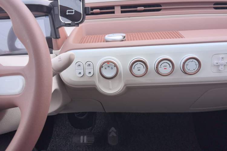 Used Bestune Pony 2026 222km Colorful Horse