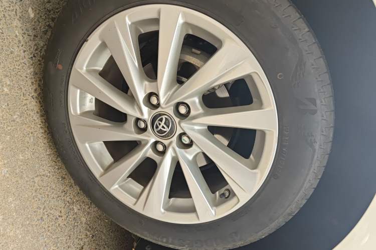 Used Toyota Camry 2021 2.0G Luxury Edition