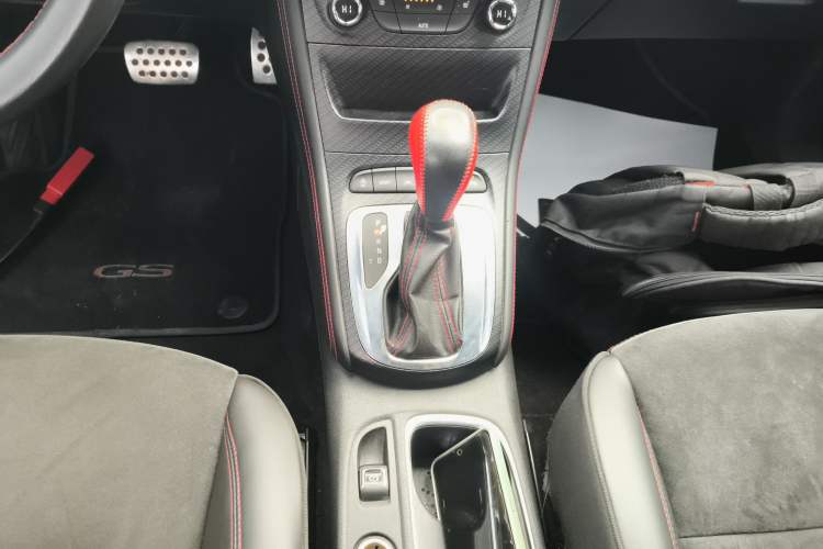 Used Buick Verano 2016 Hatchback GS 20T Dual-Clutch Passionate Sporty Model
