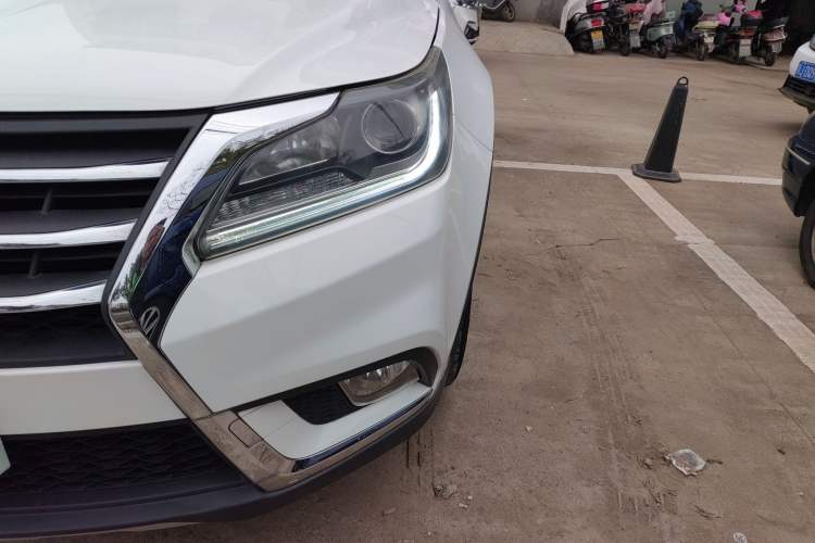 Used HYOSOW S6 2016 1.5T Manual Fashion Model
