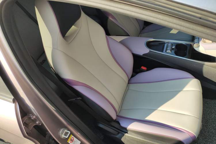 Used BYD Dolphin 2021 405 km Fashion Edition
