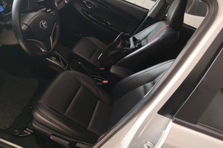 Used Toyota YARiS L 2020 X-Trail X 1.5L CVT Luxury Edition