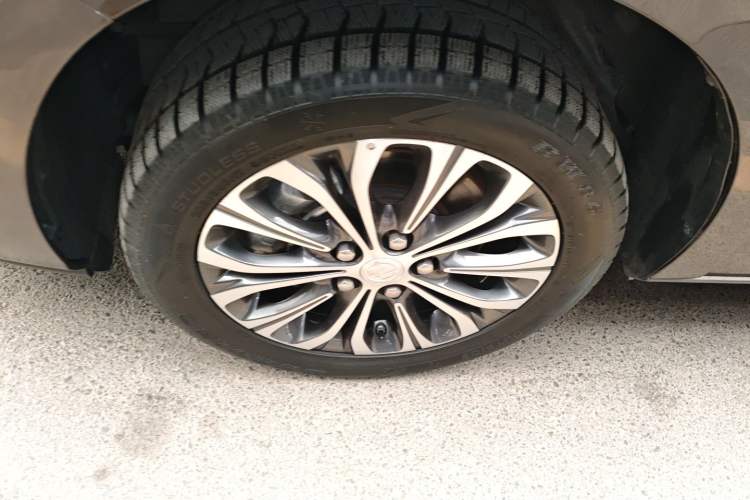 Used Buick GL8 2021 Land Cruiser Executive Class 652T Comfort Model
