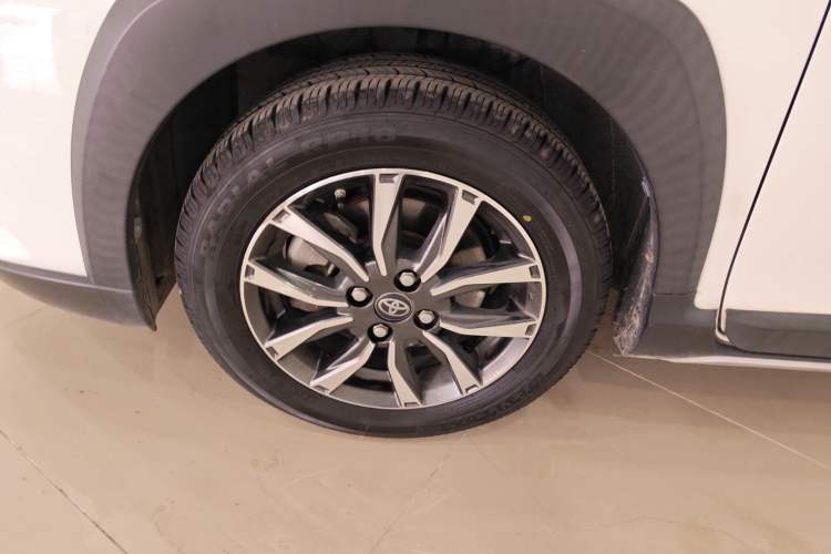 Used Toyota YARiS L 2021 X-Trail 1.5L CVT Luxury Edition
