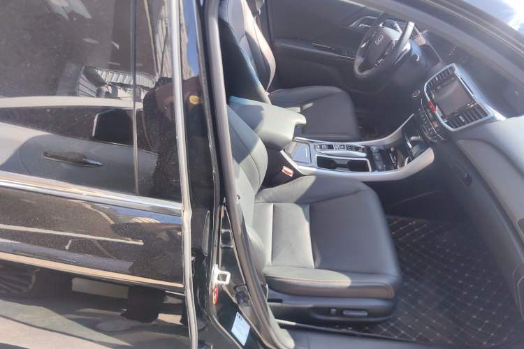 Used Honda Accord 2016 Hybrid 2.0L Rui Ling Edition