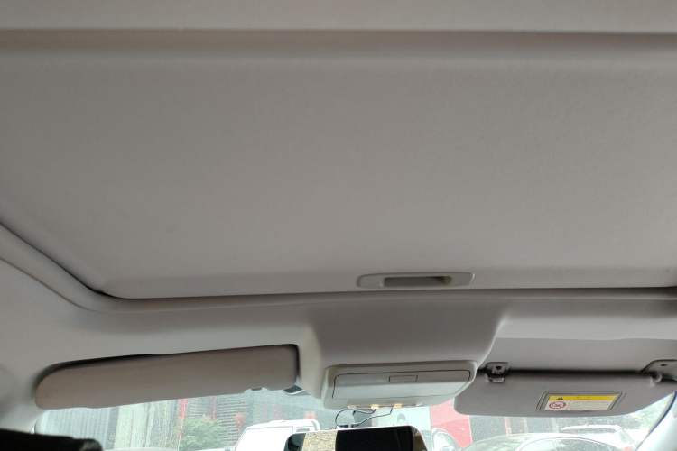 Used Peugeot 3008 2016 2.0L Automatic Classic Edition