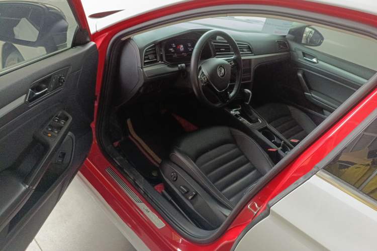 Used Volkswagen Lamando 2021 280TSI DSG Comfort Edition
