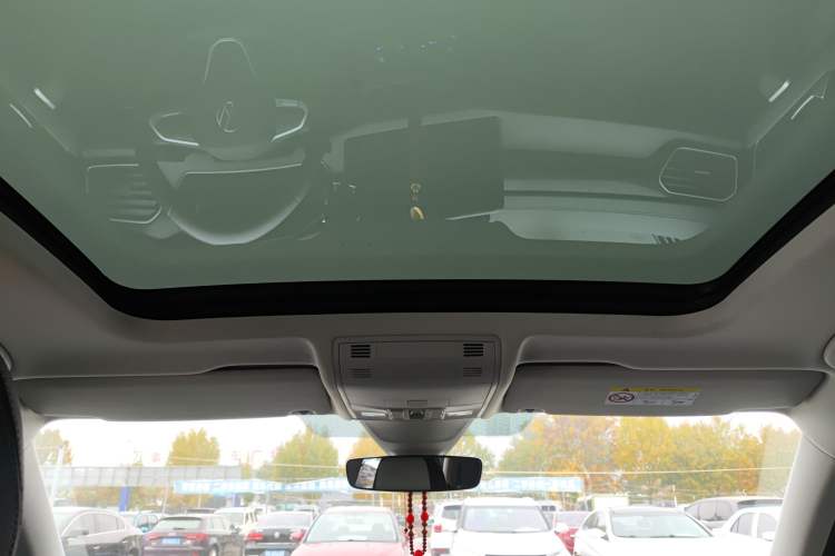 Used Volkswagen Tayron 2024 300TSI Two-Wheel-Drive Luxury Plus Advanced Version
