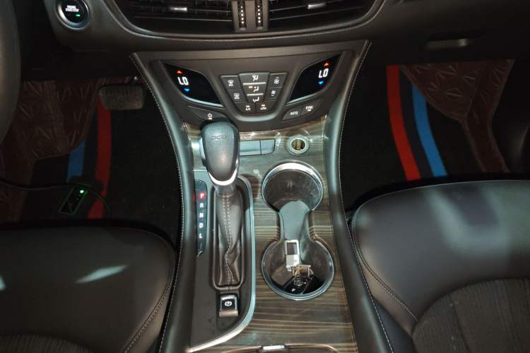 Used Buick Envision 2018 20T Two-Wheel-Drive Leading Model
