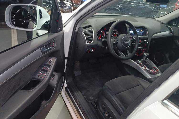 Used Audi Q5 2017 40 TFSI Dynamic Edition
