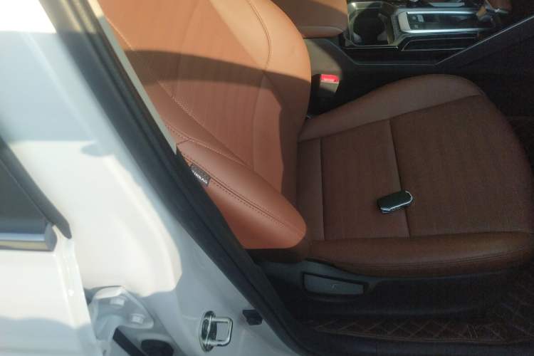 Used Kia Sportage R 2021 Ace 2.0L Splendid Edition
