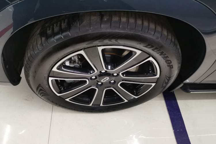 Used Hima AITO M7 2024 1.5T Intelligent Drive 4WD Ultra Version 5 Seats