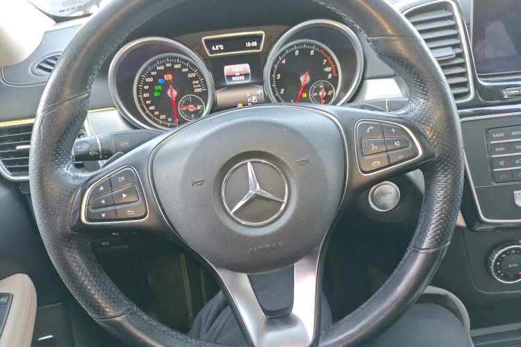 Used Mercedes-Benz GLE Coupe 2017 GLE 320 4MATIC Coupe SUV
