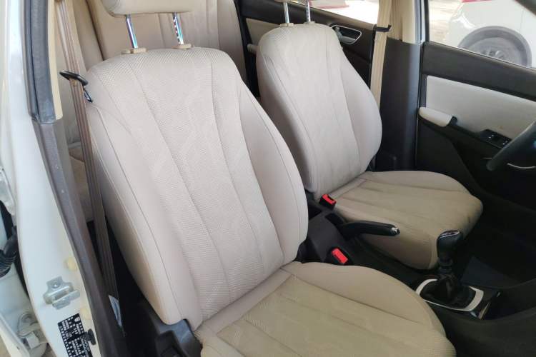 Used Baojun 310W 2017 1.5L Manual Comfort Model China V Standard
