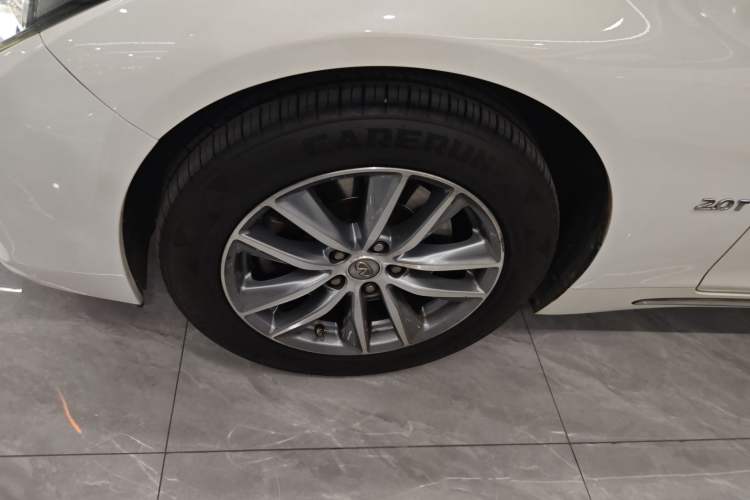 Used Infiniti Q50L 2018 2.0T Comfort Edition China V Standard
