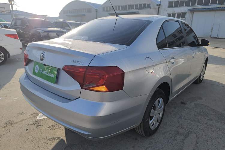 Used Volkswagen Jetta 2017 1.4L Manual Fashion Edition