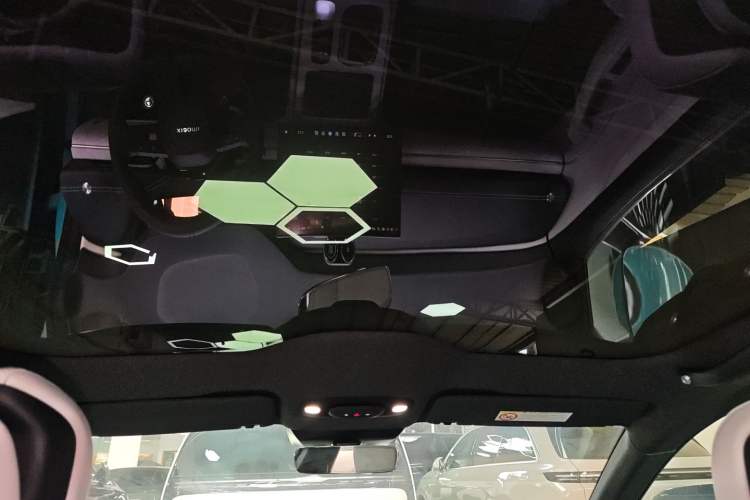 Used  SU7 2024 Rear-Drive Long-Range Intelligent Driving Version