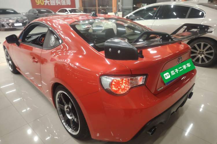 Used Toyota 86 2013 2.0L Automatic Luxury Version
