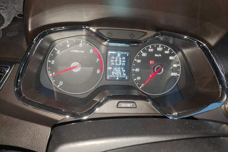 Used Baojun 310W 2017 1.5L Manual Comfort Model China V Standard