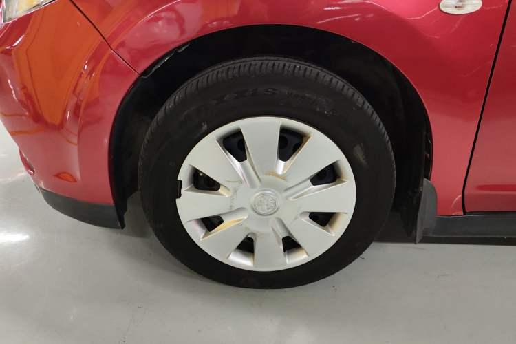 Used Venucia R50 2015 1.6L Automatic Fashion Edition
