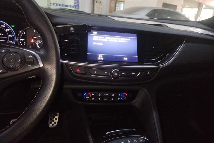 Used Buick Regal 2023 GS Prestige Model