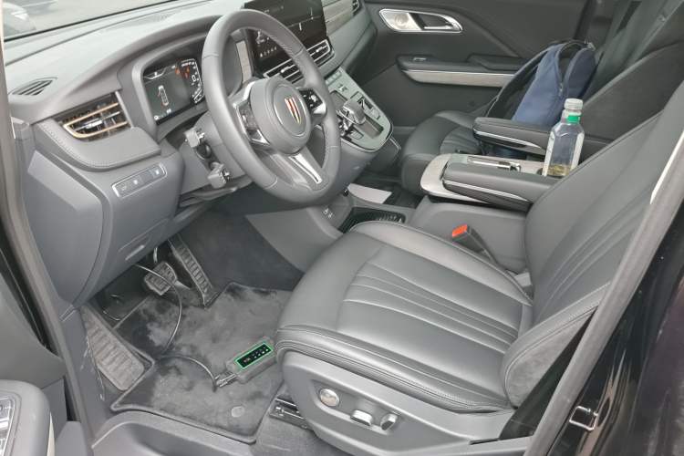 Used Hongqi HQ9 PHEV 2024 2.0T Four-Wheel Drive Business Edition