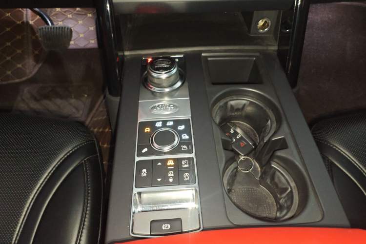 Used Land Rover Discovery 2018 5th Generation 2.0T SE
