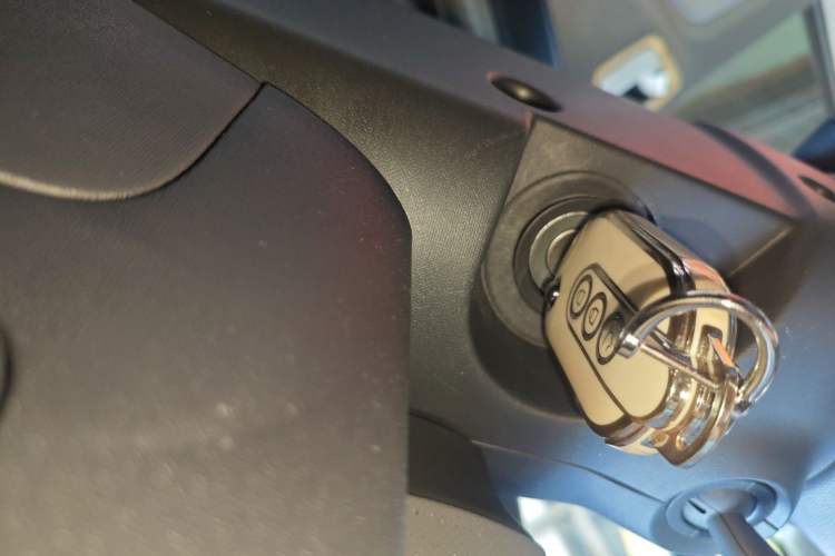 Used Wuling Hongguang MINIEV 2022 GAMEBOY 200km Gaming Edition with Lithium Iron Phosphate
