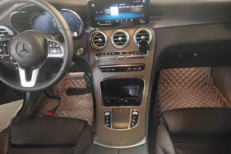 Used Mercedes-Benz GLC 2022 Refreshed GLC 300 L 4MATIC Dynamic Edition Prestige Version
