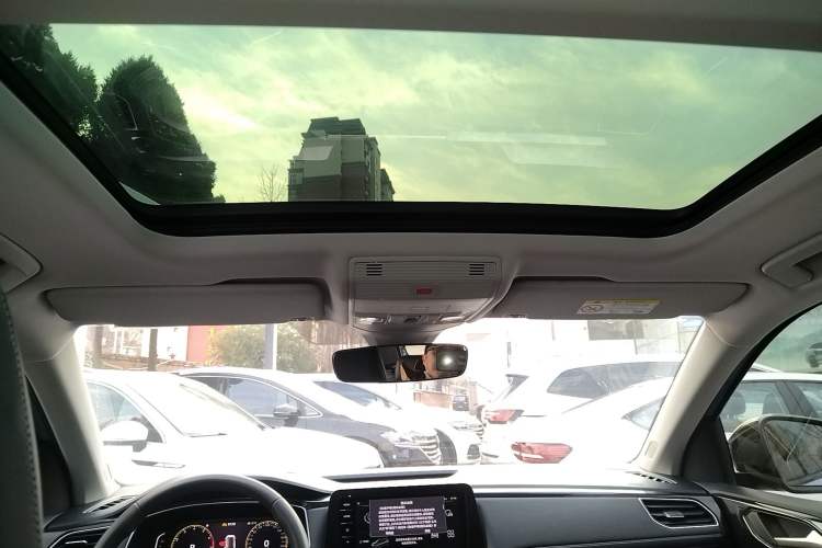 Used Volkswagen Tharu 2025 NewRui 300TSI Prestige Edition