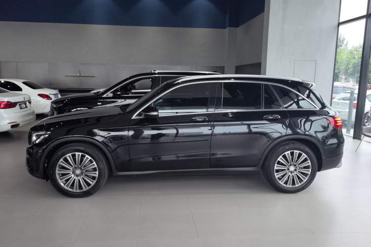 Used Mercedes-Benz GLC 2017 GLC 200 4MATIC
