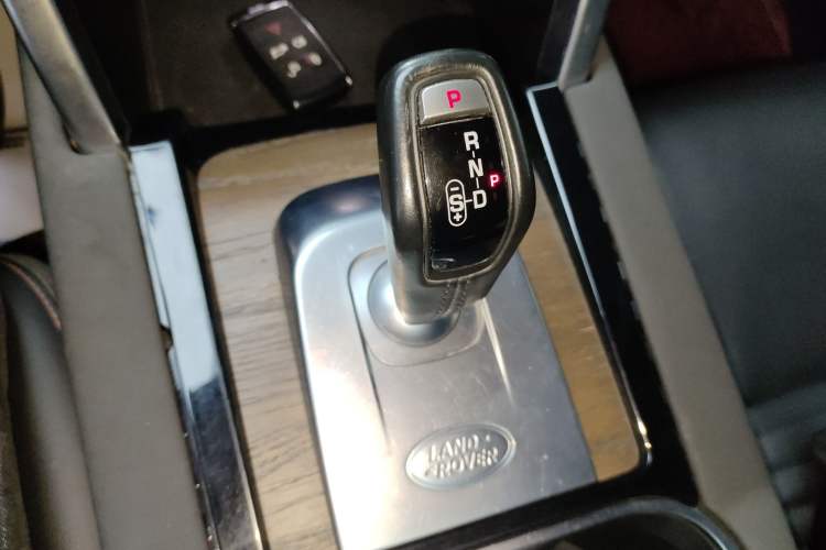 Used Land Rover Discovery Sport 2021 249 PS R-Dynamic S Performance Edition
