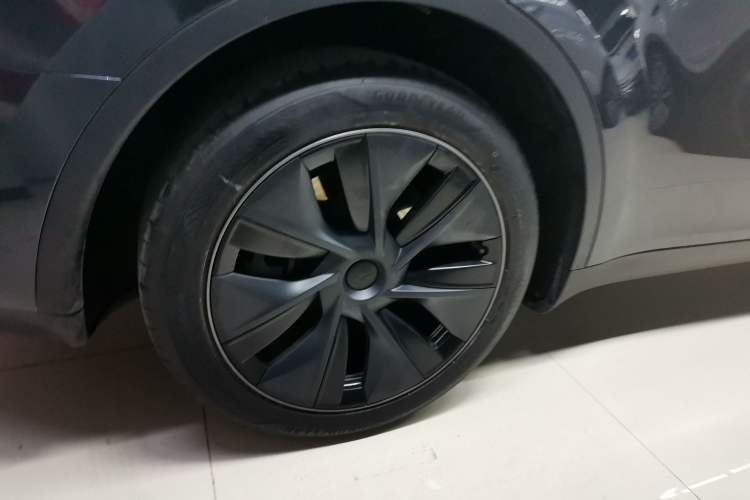 Used Tesla Model Y 2024 Rear-Wheel-Drive Version
