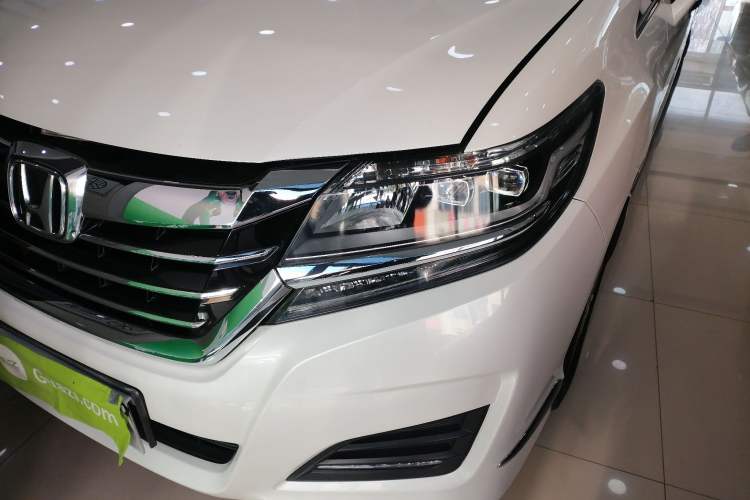 Used Honda Elysion 2016 2.4L Classic Edition
