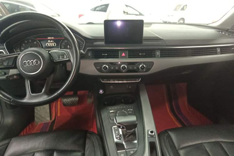 Used Audi A4L 2018 30th Anniversary Edition 40 TFSI Trendy Model