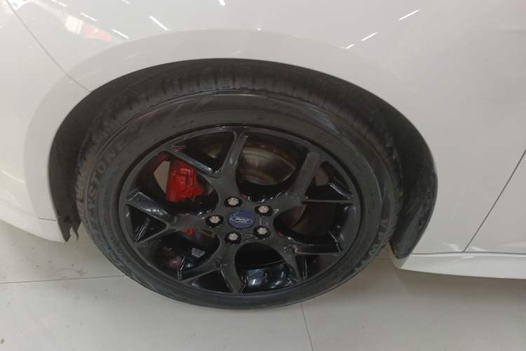 Used Ford Focus 2017 1.5T CTCC White and Black Limited Edition
