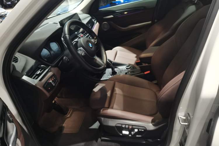 Used BMW X1 2021 Restyled sDrive25Li Leading Edition
