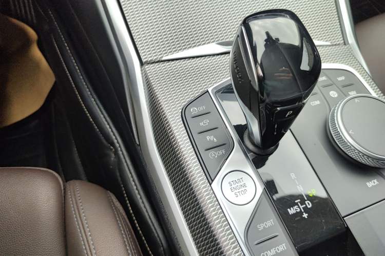 TDK.VehicleDetails.img