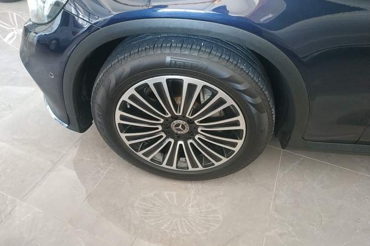 Used Mercedes-Benz GLC 2018 Facelifted GLC 260 4MATIC Dynamic Edition