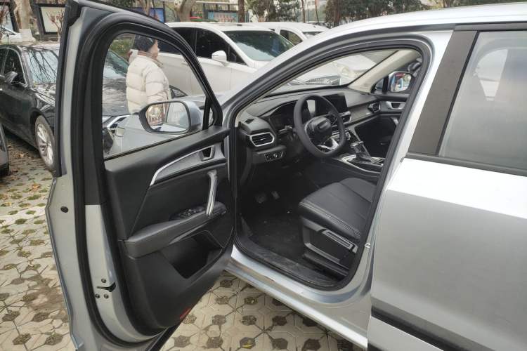 Used Baojun RS-5 2019 1.5T CVT Super Connected Trendy Edition China VI
