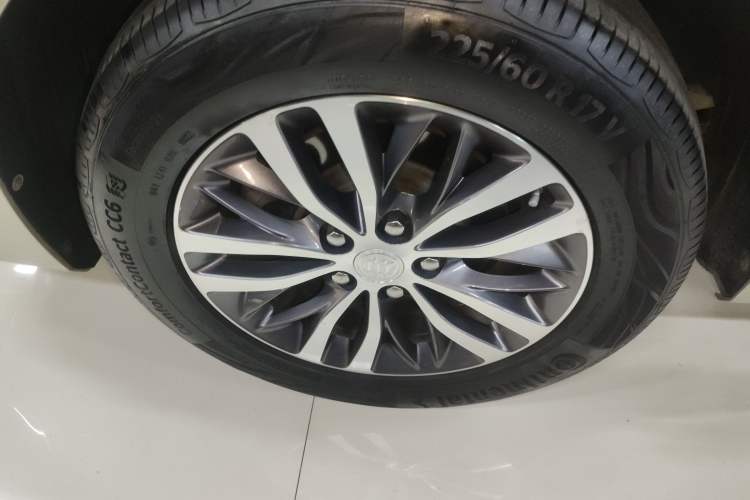 Used Buick GL8 2022 ES Landtrek 653T Luxury Edition
