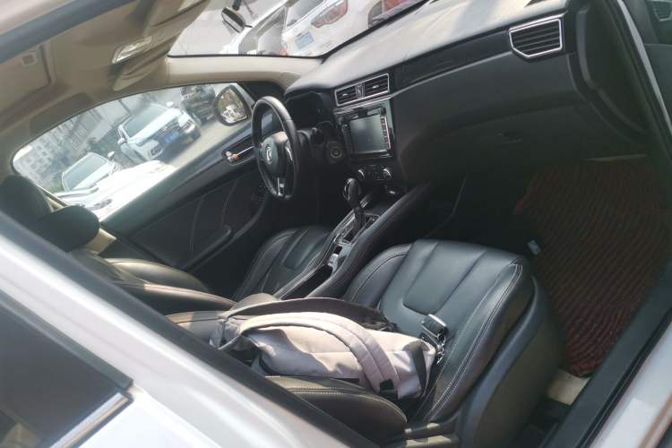 Used Dongfeng Fengon 580 2017 1.5T CVT Comfort Model
