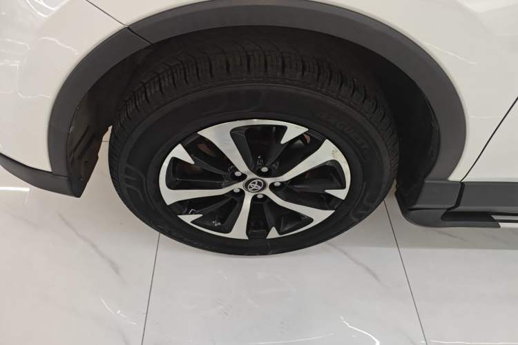 Used Toyota RAV4 2016 2.0L CVT Two-Wheel Drive Smart Edition China V Standard