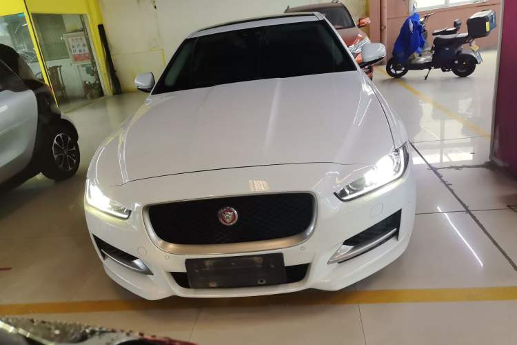 Used Jaguar XE 2017 2.0T 200 PS R-Sport
