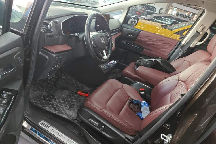 Used Honda Elysion 2022 2.0L eHEV Prestige Edition
