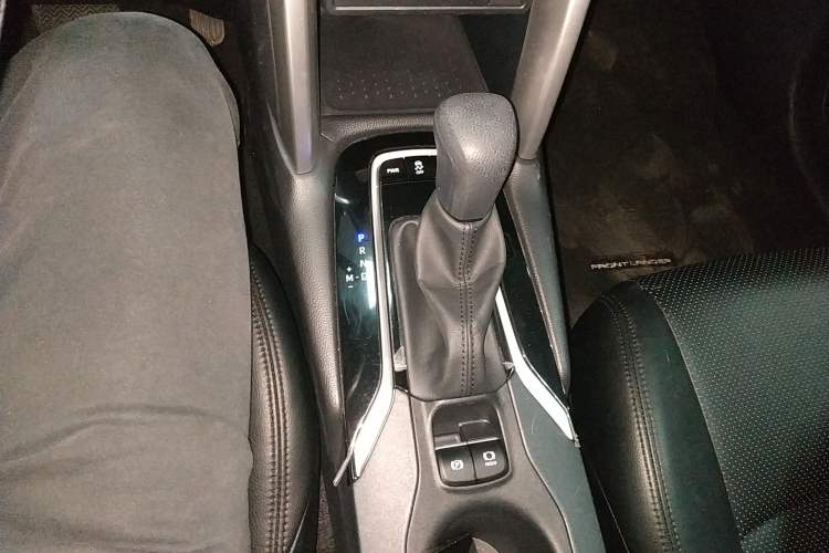 Used Toyota FRONTLANDER 2023 2.0L CVT Leading Edition
