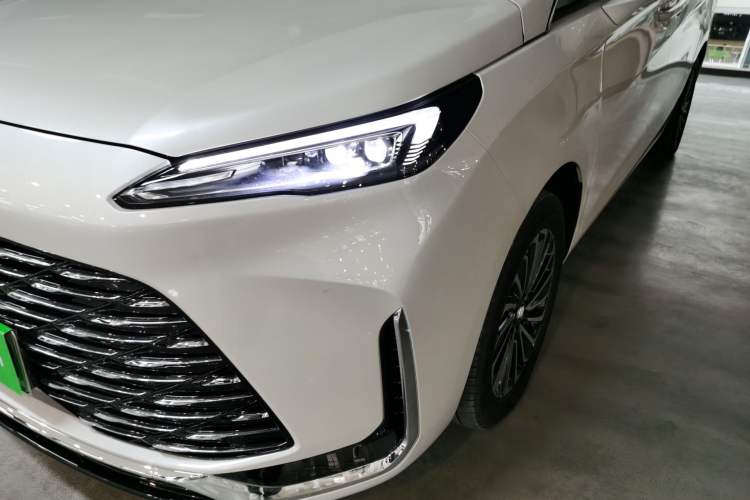 Used Buick GL8 New Energy 2025 Lu Shang Smart Enjoyment Edition 7-Seater
