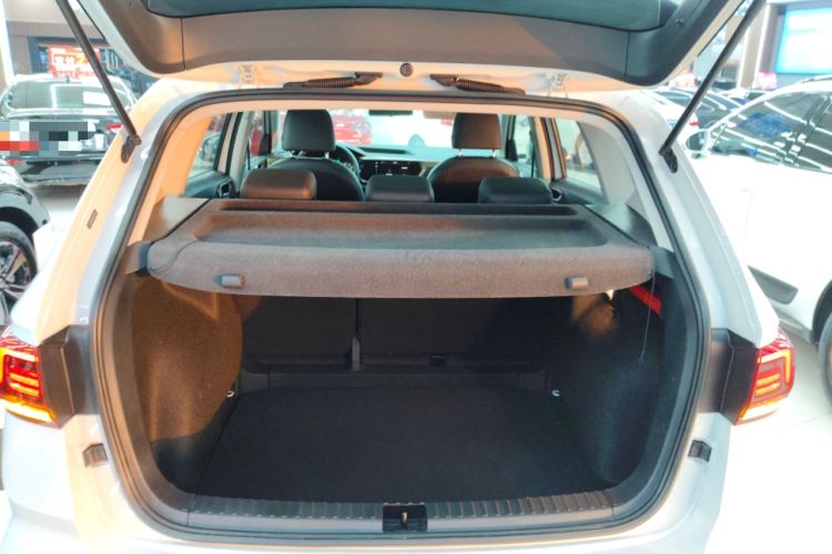 Used Volkswagen Tharu 2020 280TSI Two-Wheel Drive Luxury Edition China VI Standard